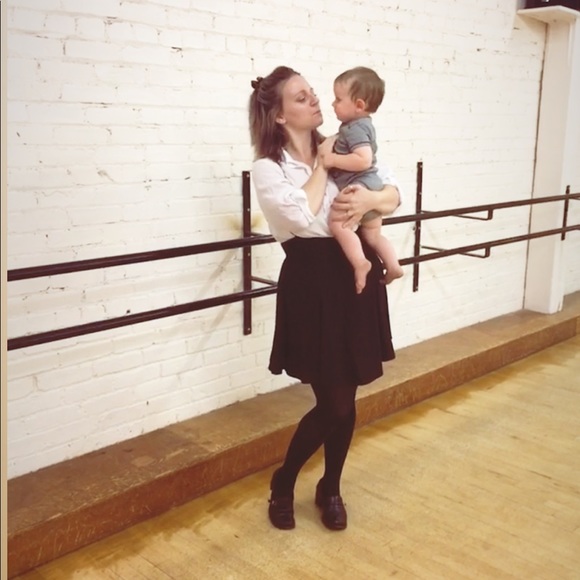 Meet your Posh ambassador , Amy - Picture 3 of 8